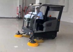 電動掃地車廠家哪家好？價(jià)格怎么樣